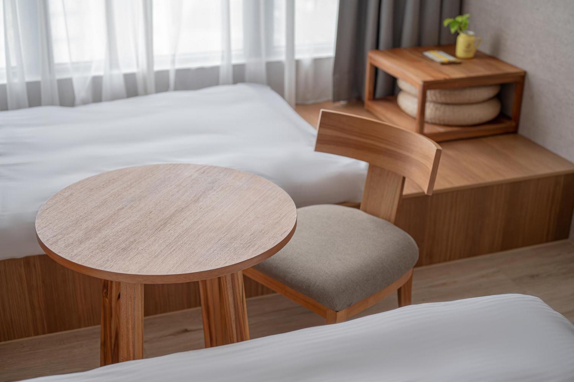 In Joy Hotel 台中市 エクステリア 写真