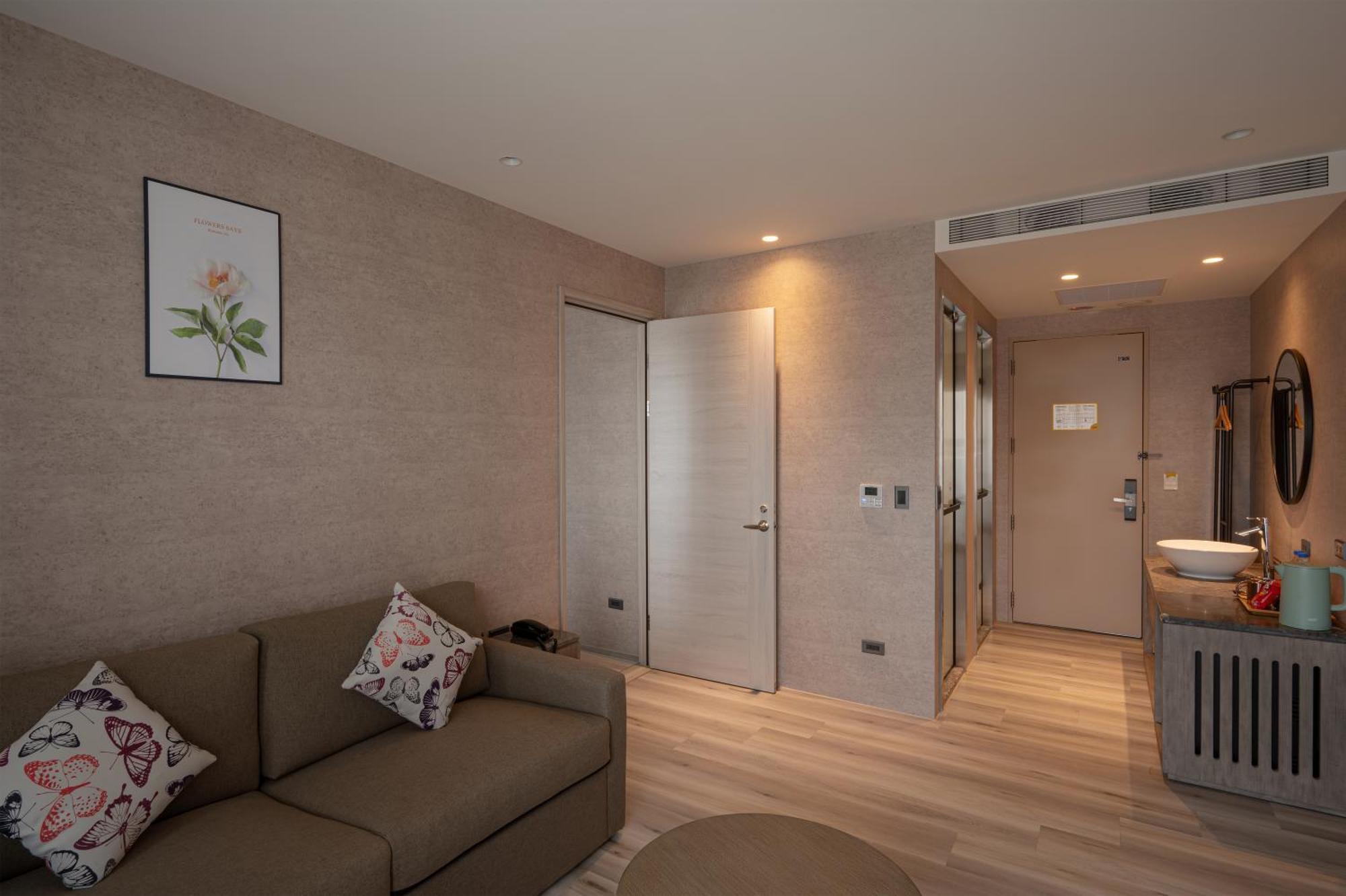 In Joy Hotel 台中市 エクステリア 写真